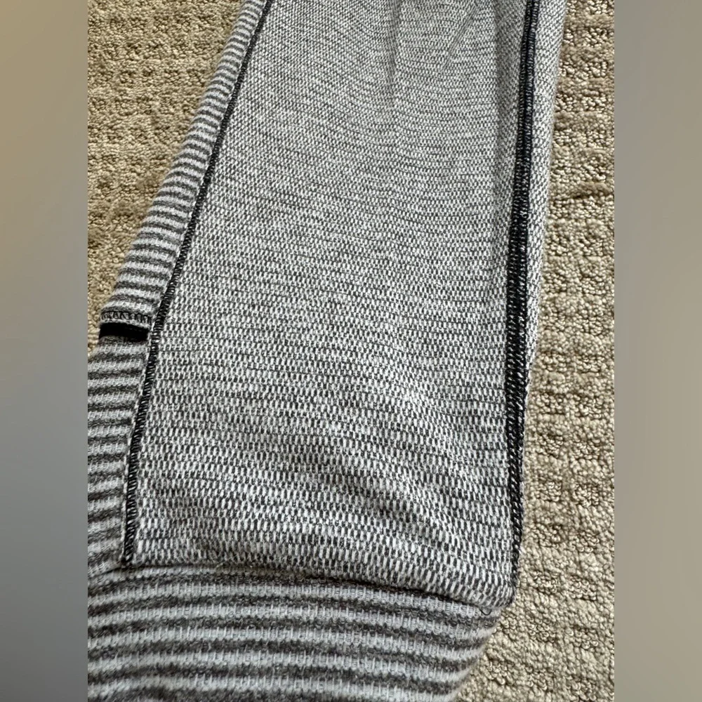 Lululemon Base Runner Pant Mini Check Pique White Heathered Black Jogger